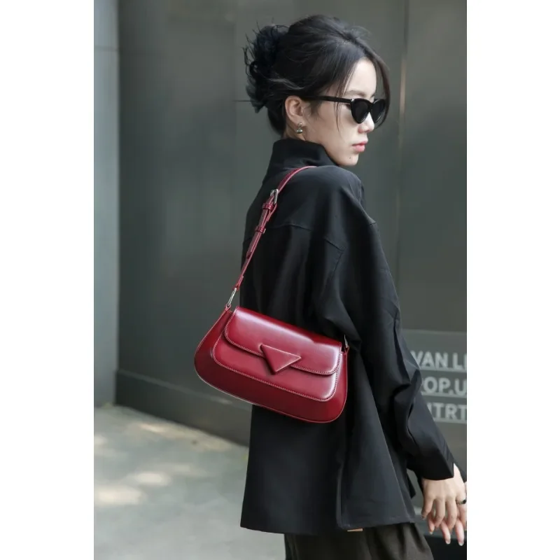 Retro Underarm Bag Niche Design Advanced Fashion Joker Commuter Shoulder Slung Ladies Bag