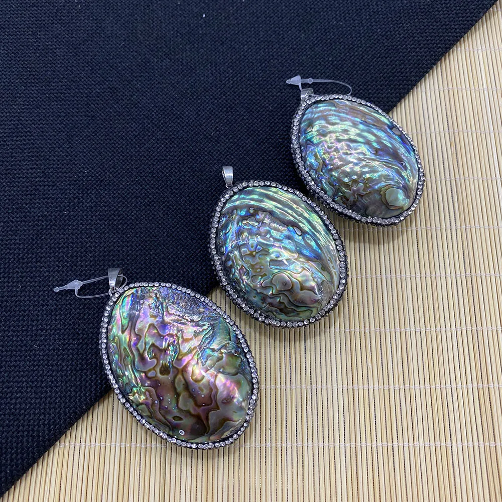 

Oval Abalone Shell Sticky Diamond Fashion Pendant Necklace Bracelet Jewelry Accessories Used for DIY Jewelry Making Size 46x63mm