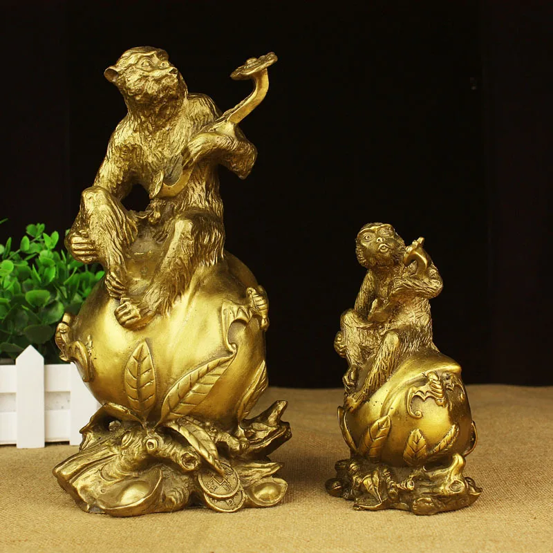 

Brass Ruyi Monkey Ornament Bronze Monkey Peach of Longevity Birthday Monkey Ornament Health and Longevity Furniture Crafts