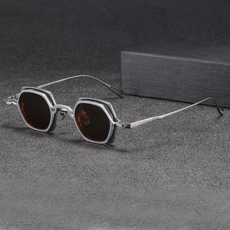 2 In 1 Magnetic Clip Vintage Pure Titanium Eyeglasses Frame Men Polarized Sunglasses Frame Women Luxury Brand Designer Eyewear