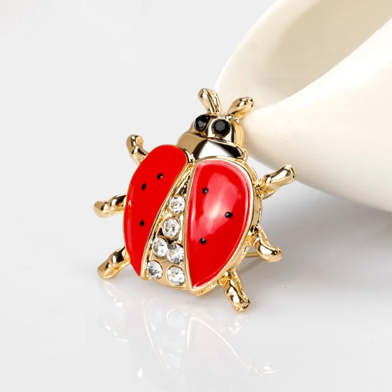 Cartoon seven star ladybug animal brooch