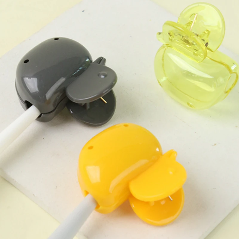 เป็ดผู้ถือแปรงสีฟันReusable. แปรงสีฟันProtectorแบบพกพาแปรงพับClip-On Capสําหรับหัวแปรงสีฟัน