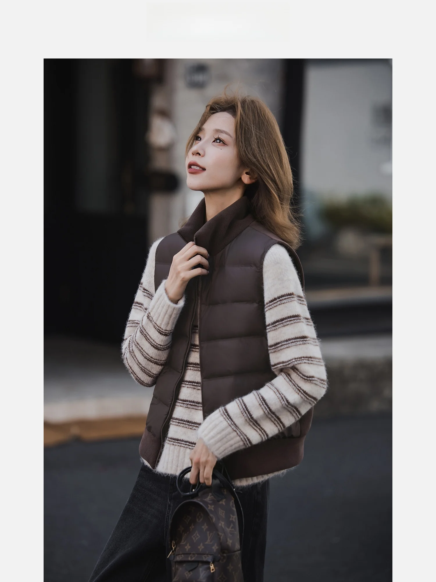 

Women's 90 White Du down Jaet Vest Faionable Autumn Winter Thiened Warm Stand Collar Zipper Closure ort Length Vest
