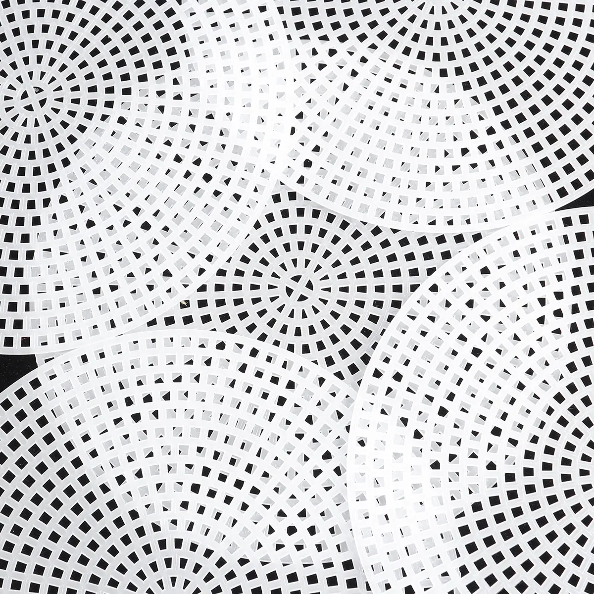 

20pcs Round Cross Stitch Mesh Sheet Plastic Grid Plate Diy Bag Bottom Lining Board Cuttable Multi-Purpose For 2.5Mm Woolen Yarn