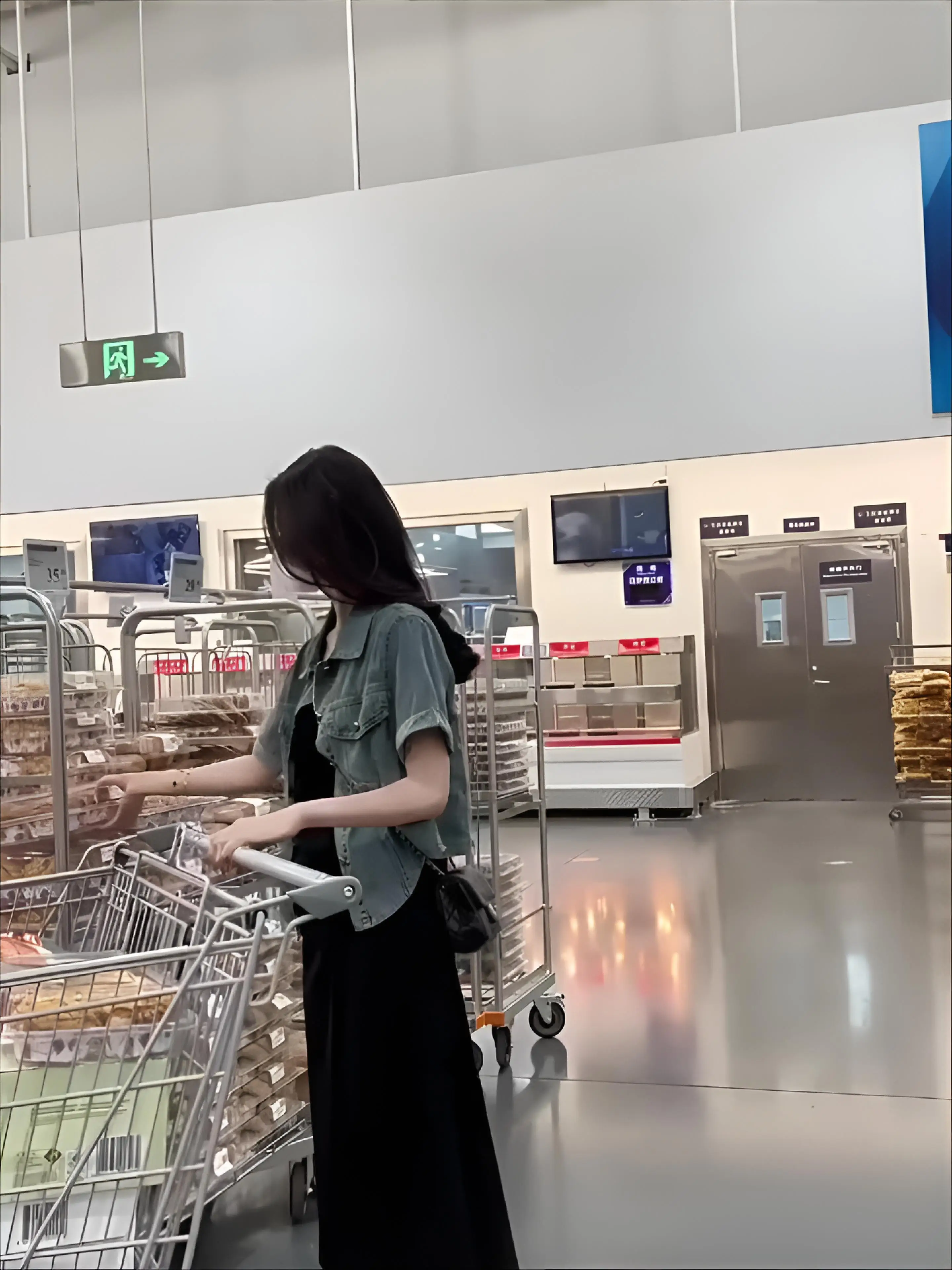 

Джинсовое пальто большого размера, женские летние парусиновые минималистичные легкие ажурные пляжные костюмы с карманами и поясом, воздушные куртки с заниженными плечами BF