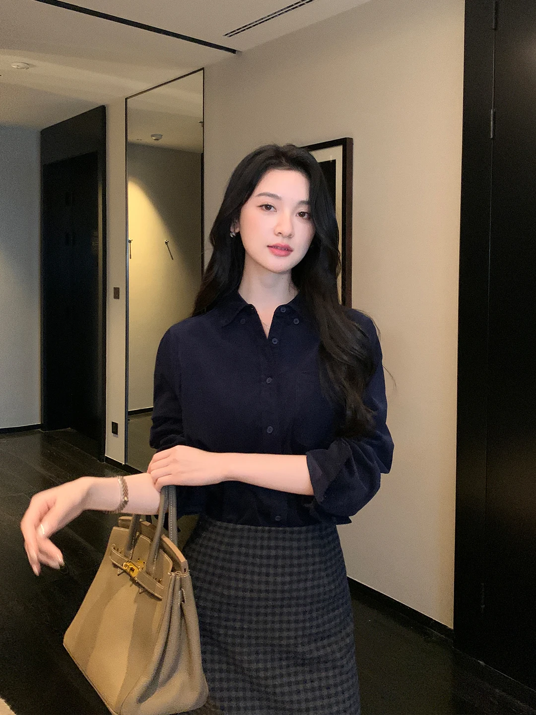 

Retro Sle Corduroy irt Women's Long Sve Turn-down Collar Button-up Casual Comfortable Commute Layering Faionable