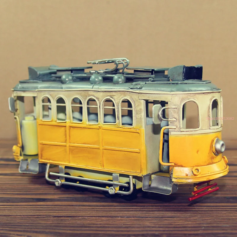 Antique Bus Figurines Metal Crafts Classic Iron Car Model Ornaments Home Decoration Photography Props Kids Toys Birthday Gifts