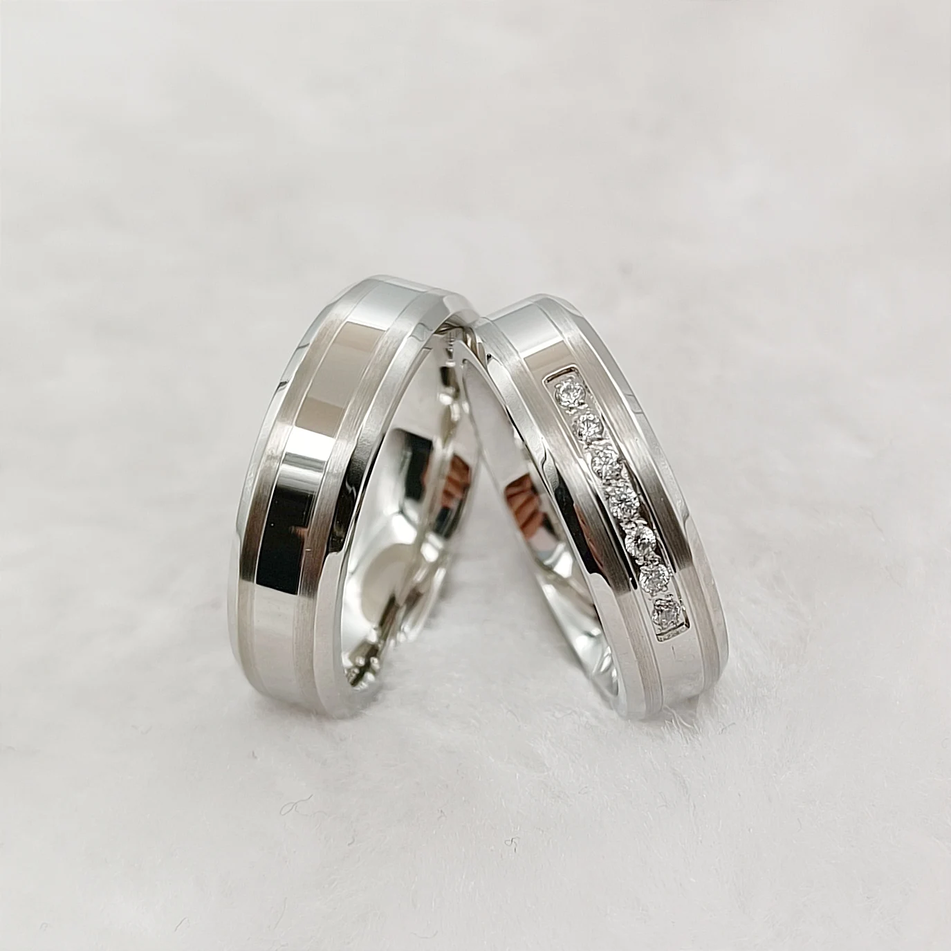 Anéis de casamento Conjuntos para Casais Designer Prata Ouro Branco Aço Cirúrgico Jóias Promise Finger Ring Nunca Fade eheringe