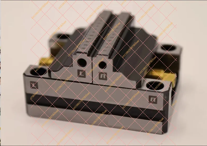 DJ-70100 4/5 Axis Self-Centering Vise Front Back Fast Clamp CNC Machining Center Clamping Fixture