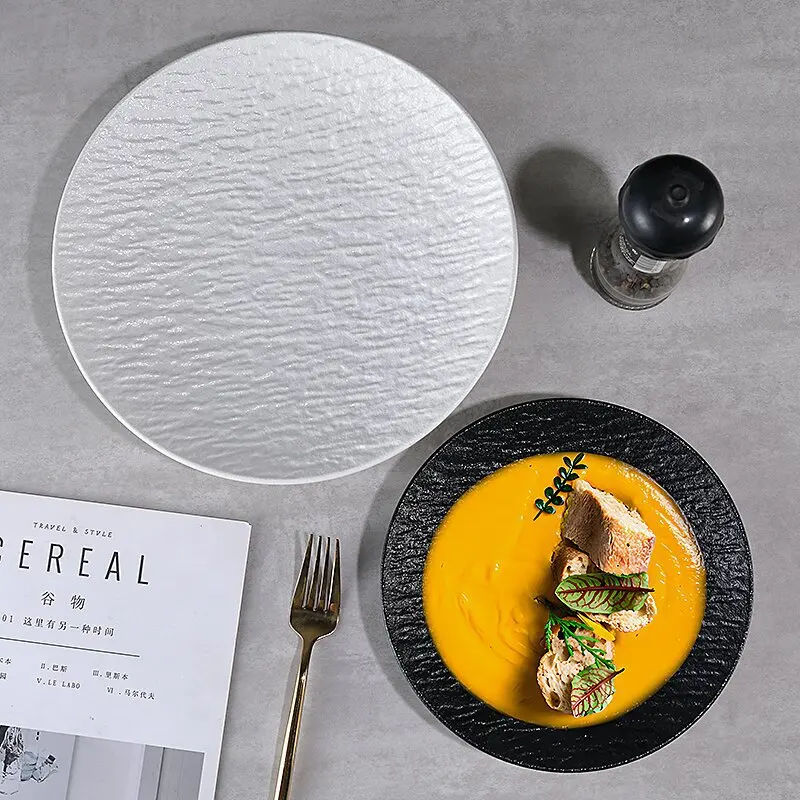 

Japanese Style Black And White Ceramic Dinnerware Set Luxury Steak Plate High Value Home Use round Shape Dishware