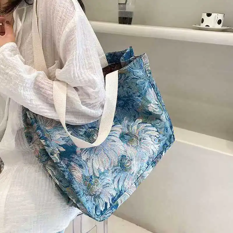 

2026 Large-capacity single-shoulder women's backpack student canvas bag outdoor commuting and shopping handbag