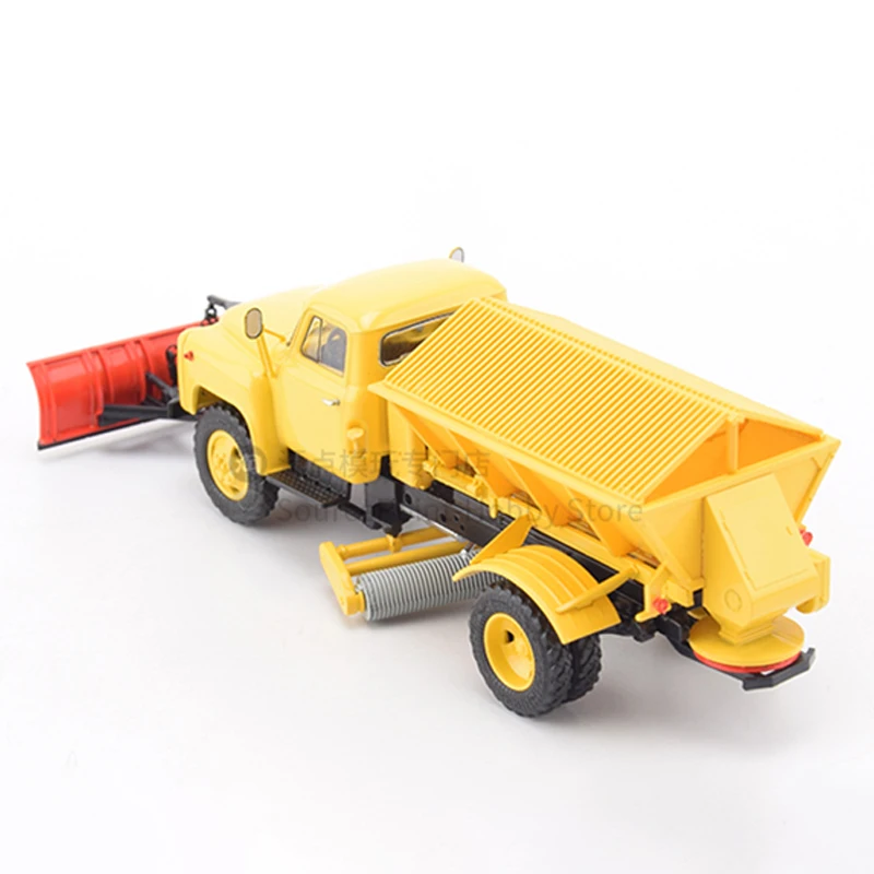 1:43 Scale Diecast Alloy Russian PR-53 Snow Sweeper Gaz-52 Toys Cars Model 103405 Classics Adult Souvenir Gifts Static Display