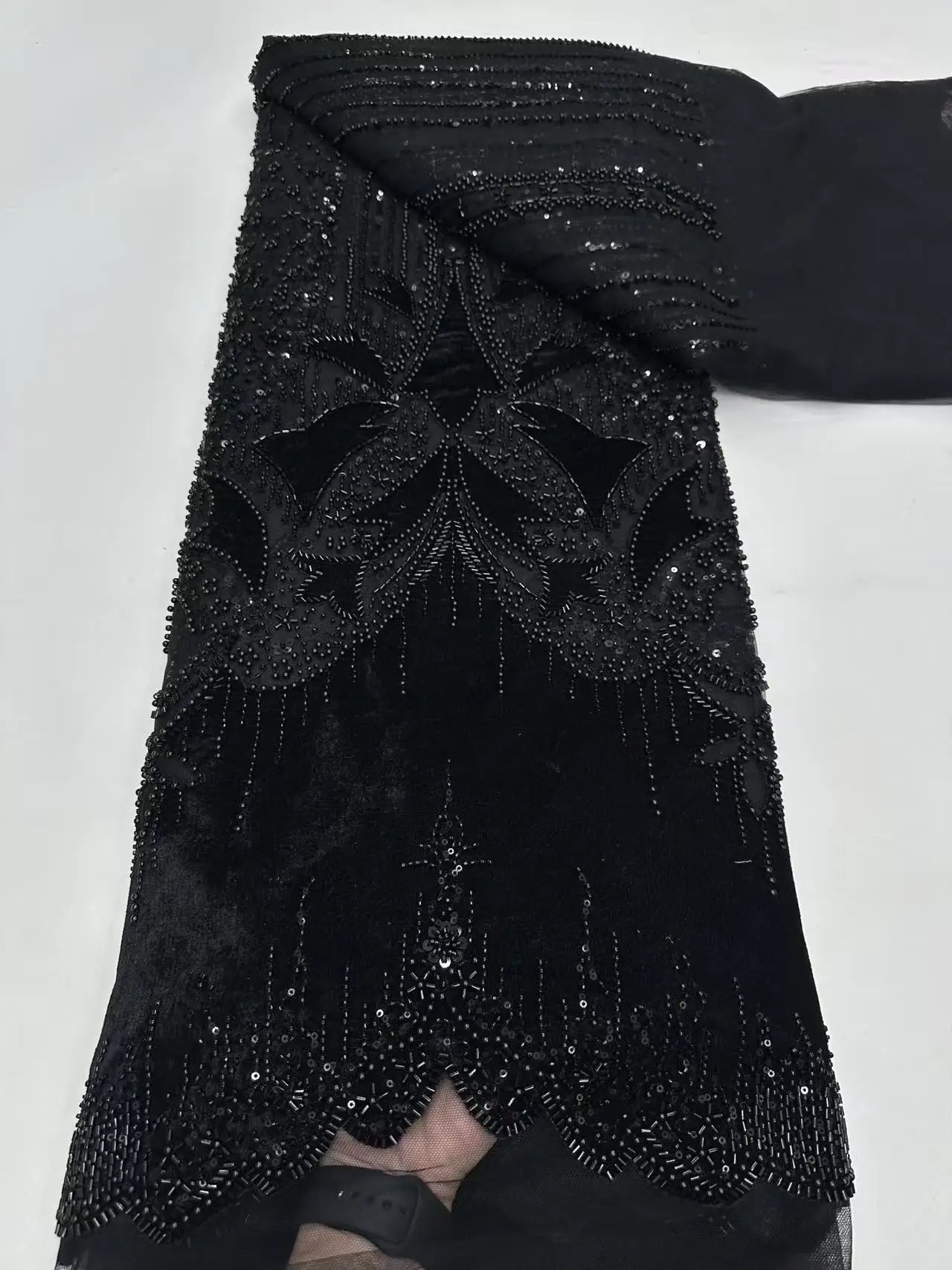 2025 African Nigerian Pink Velvet Lace Fabric Embroidery Lace French Tulle Lace Fabric Sequins Beaded for Wedding Dresses CC1472