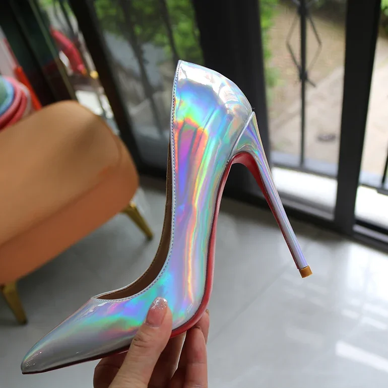 Silver laser pointed high heels with thin heels and ultra shallow mouth, electric light patent leather French custom size 12CM