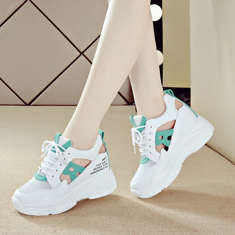 

2024 Spring and Summer New Breathable inner height mesh hollow sports and leisure sandals casual sneakers