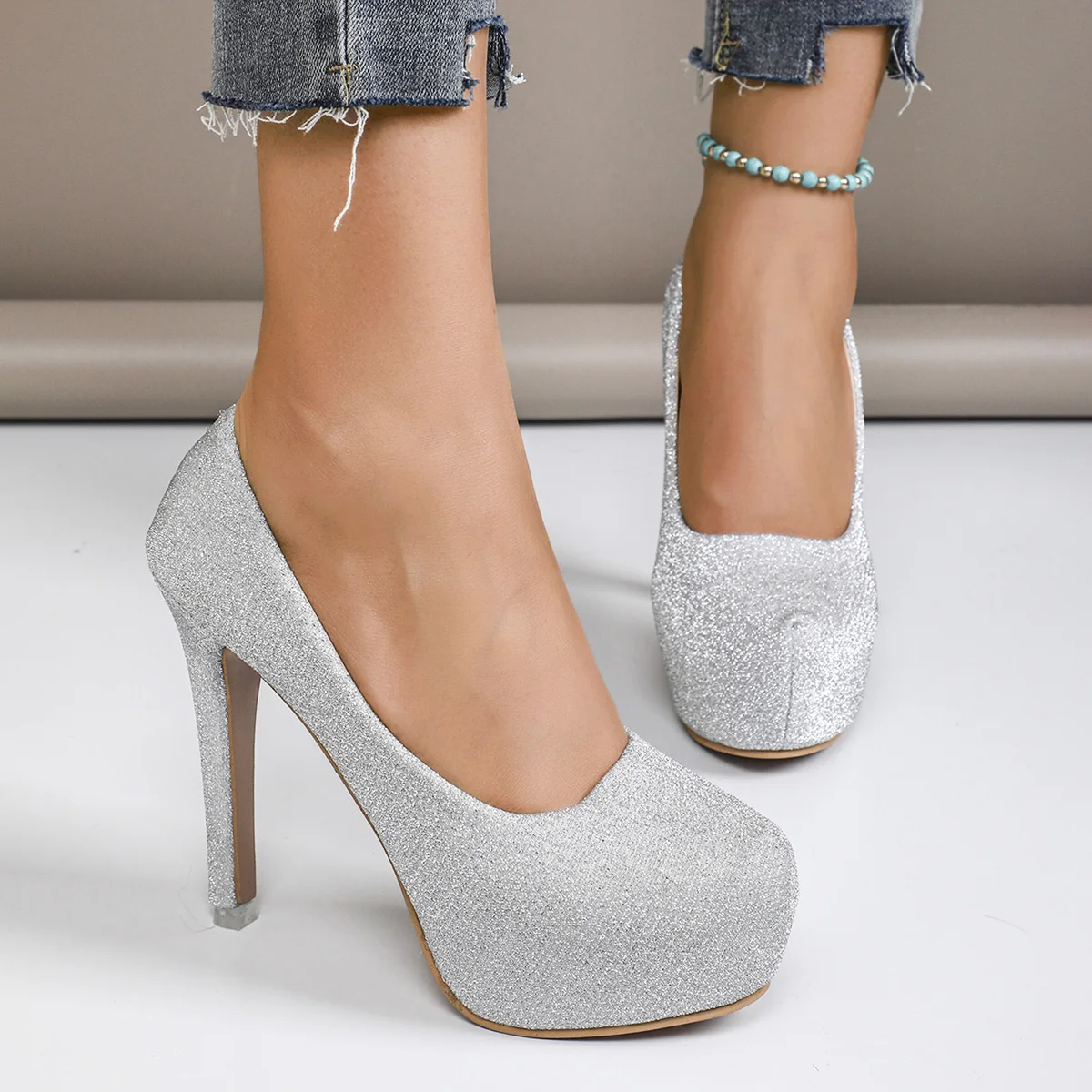 

New Women High Heels Pumps Fashion Flock Womens Sandals Platform Wedding Pumps Casual Thin Heels Womens Shoes Heels