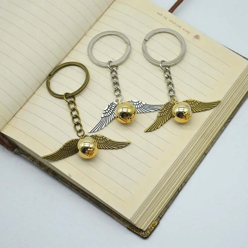 Harries Potters School of Witchcraft and Wizardry Peripherals Hogwarts Golden Snitch Keychain Bracelet Birthday Gifts Pendant