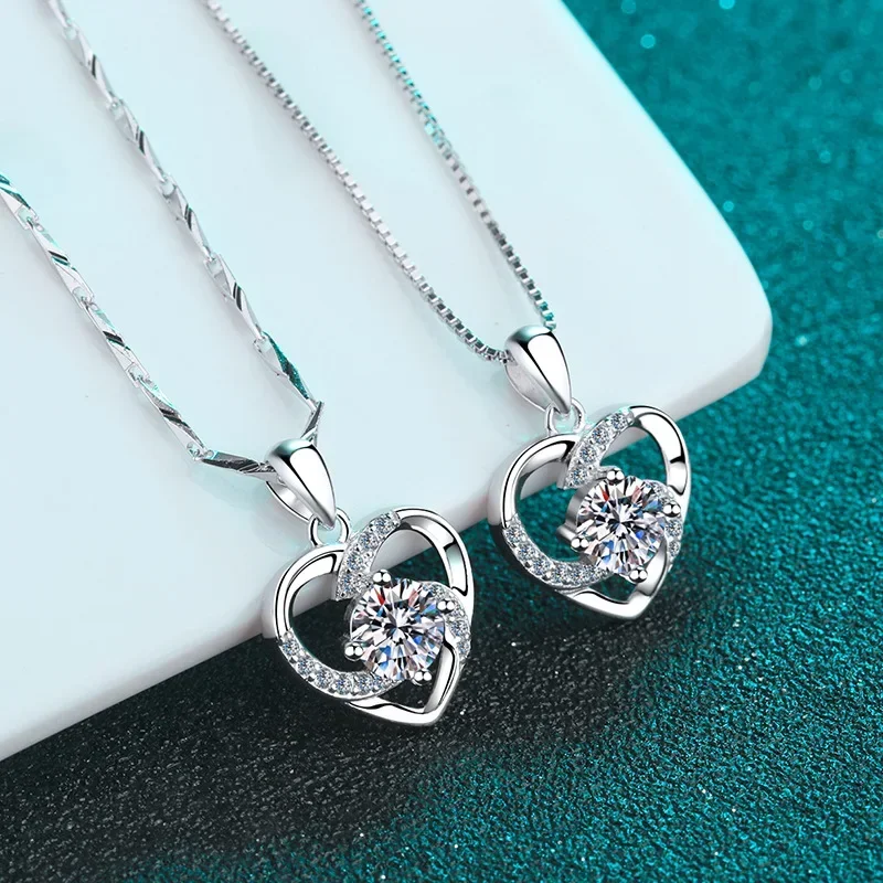 Elegant Design Heart Style 0.8ct Moissanite Pendant, PT950 Necklace Wedding Valentine's Day Gift Melon Seeds / O-chian Optional