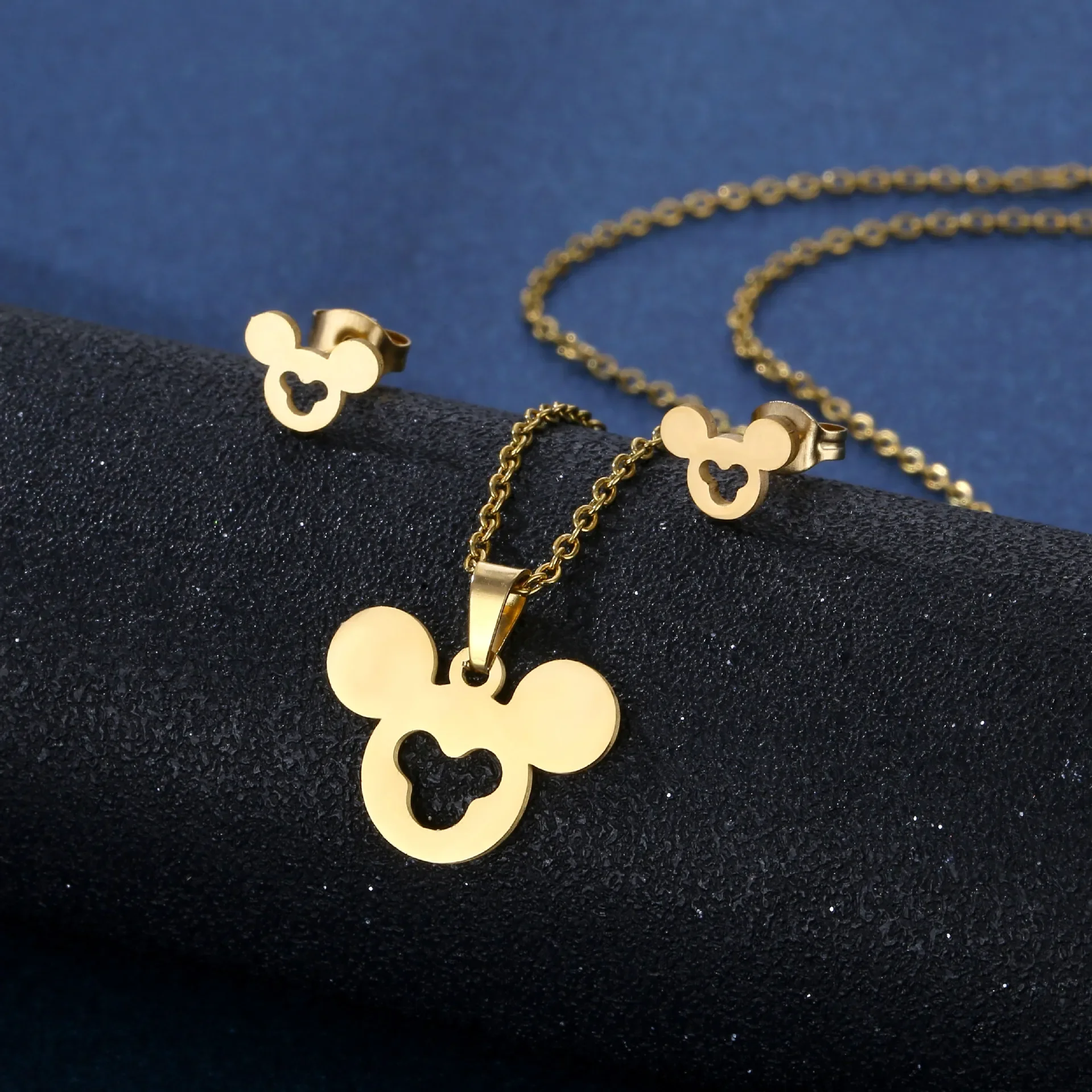 مجموعة مجوهرات بسيطة من الفولاذ المقاوم للصدأ ميكي ماوس وقلادات وأقراط للنساء والفتيات وإكسسوارات يومية وهدايا مجوهرات #1