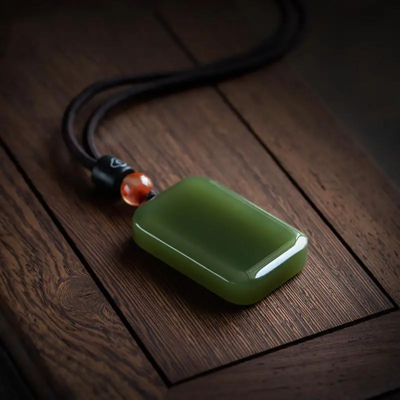 

Амулет из хэтяньского нефрита для мужчин и женщин, квадратная табличка, нефритовый кулон в китайском стиле.