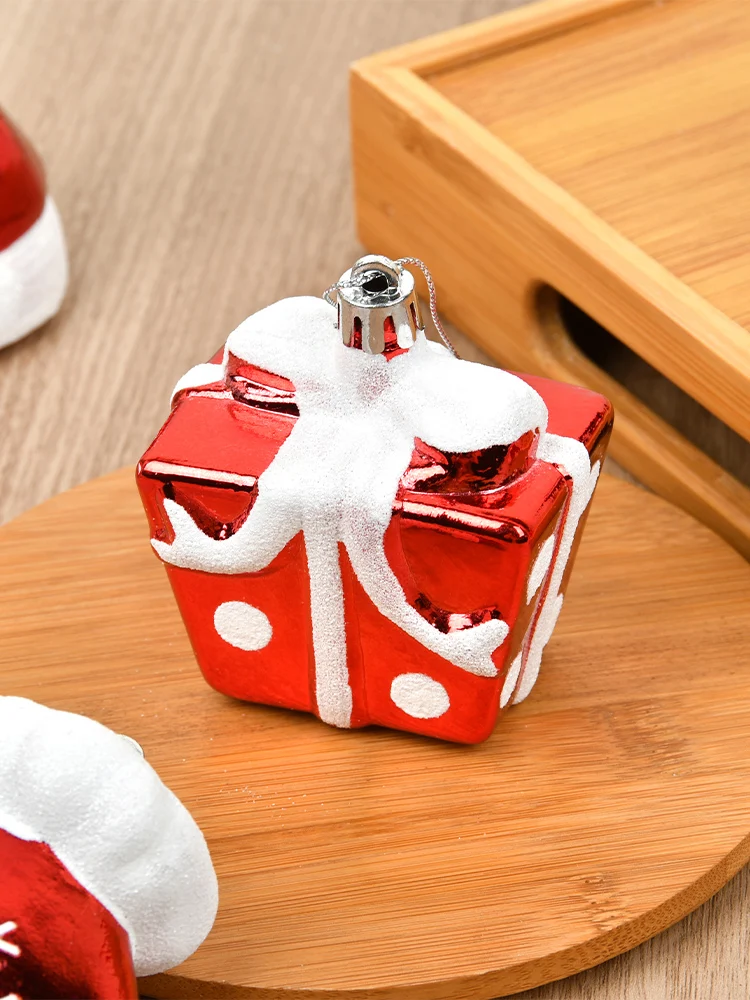 Red and white painted Christmas hat, socks, gloves, gift box set