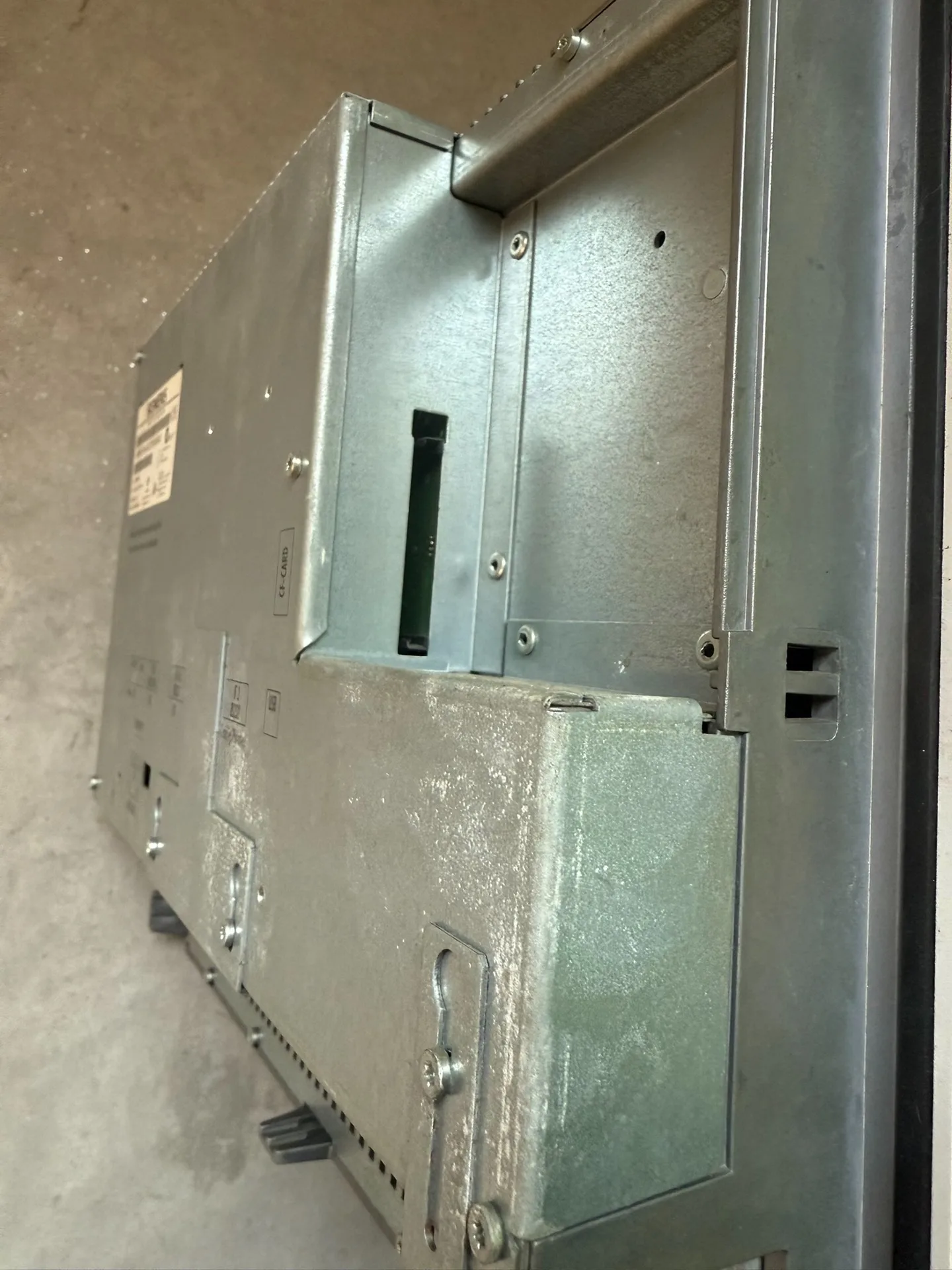 6AV6545-0CC10-0AX0 لوحة HMI لشركة سيمنز 6AV6 545-0CC10-0AX0