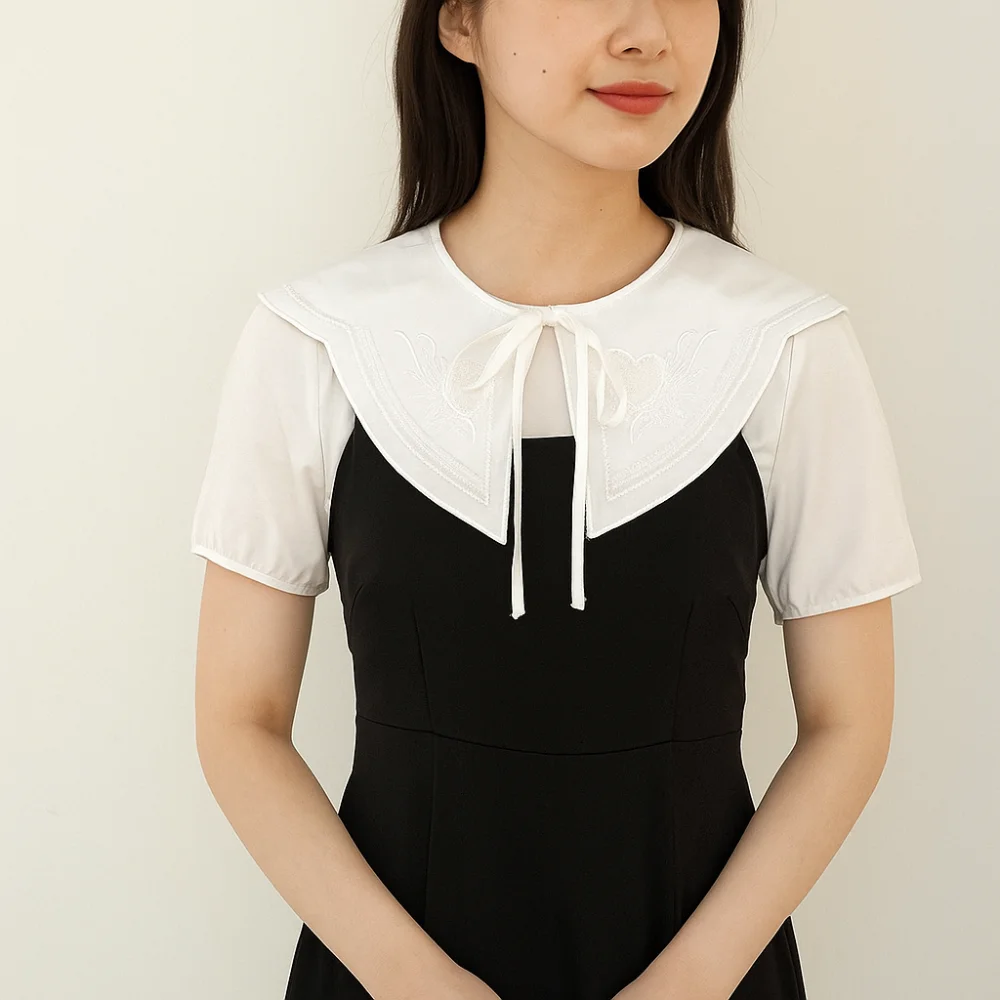 Sweet Hollow Out False Collar Knitted Round Neck Crochet Shawl Detachable Collar Clothes Decoration Mesh