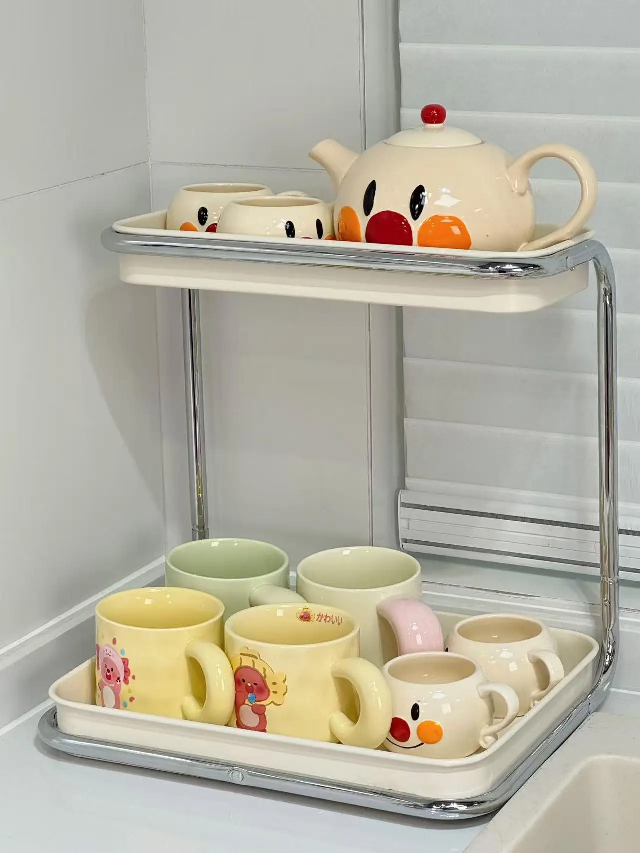 

Многофункциональная вращающаяся двухъярусная угловая полка для кухни и ванной комнаты: подставка для чашек и держатель для специй