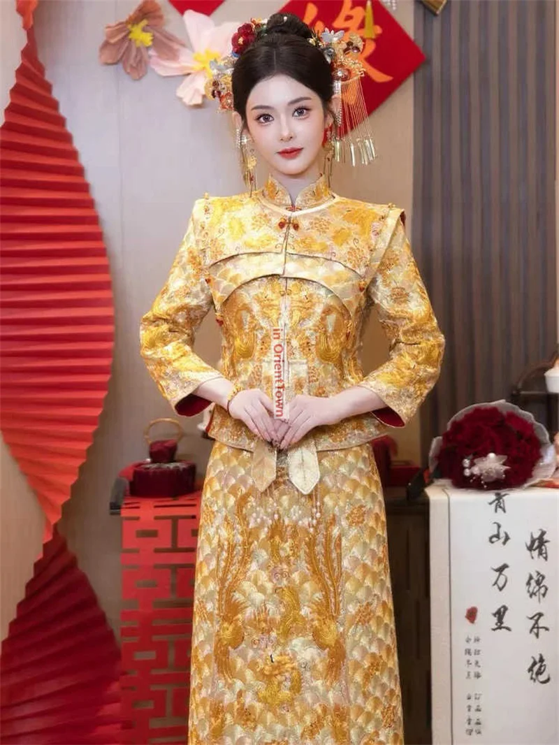 خمر الذهب الرسمي العروس فتاة بلايز + تنورة رائع في OrientTown فستان الزفاف قوانغدونغ التطريز الملابس التقليدية TP048