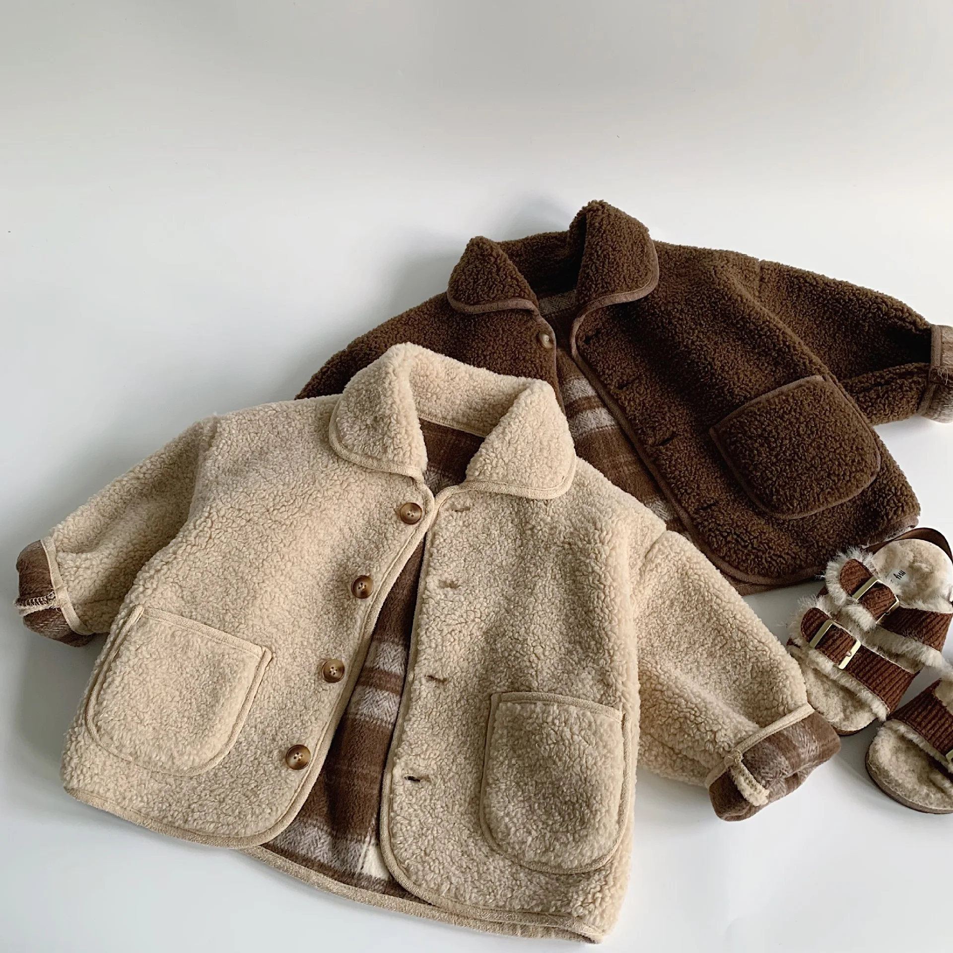 

Children's Lamb Wool Jacket 2025 Winter New Boys and Girls Single-breasted Thickened Winter Clothing