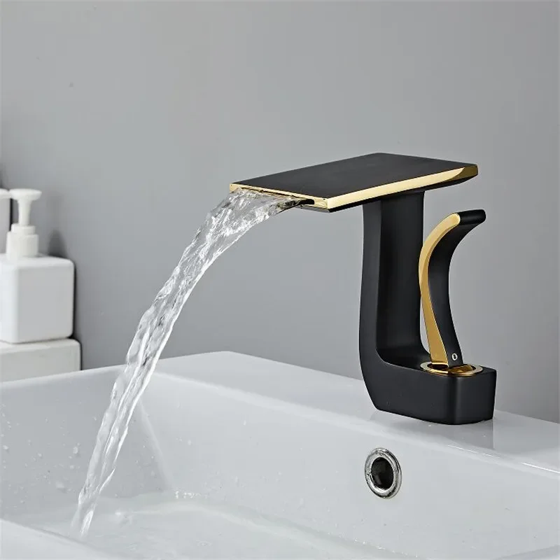 Tuqiu Bathroom Faucet Brass Gold and Black Bathroom Basin Faucet Cold And Hot Water Mixer Sink Tap Deck Mounted White & Gold Tap