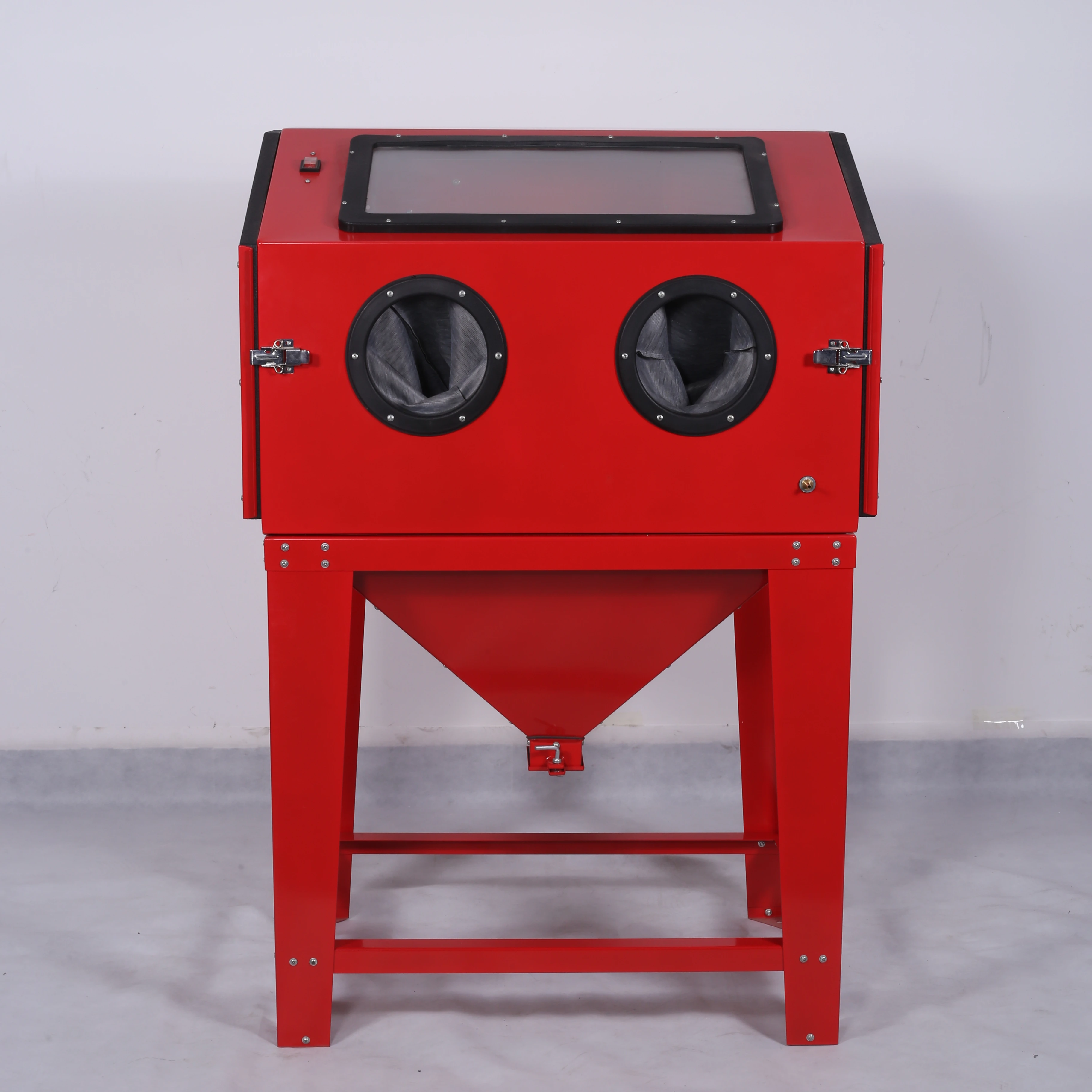 

Pressure Type Sand Blasting Cabinet/sand Blasting Equipment