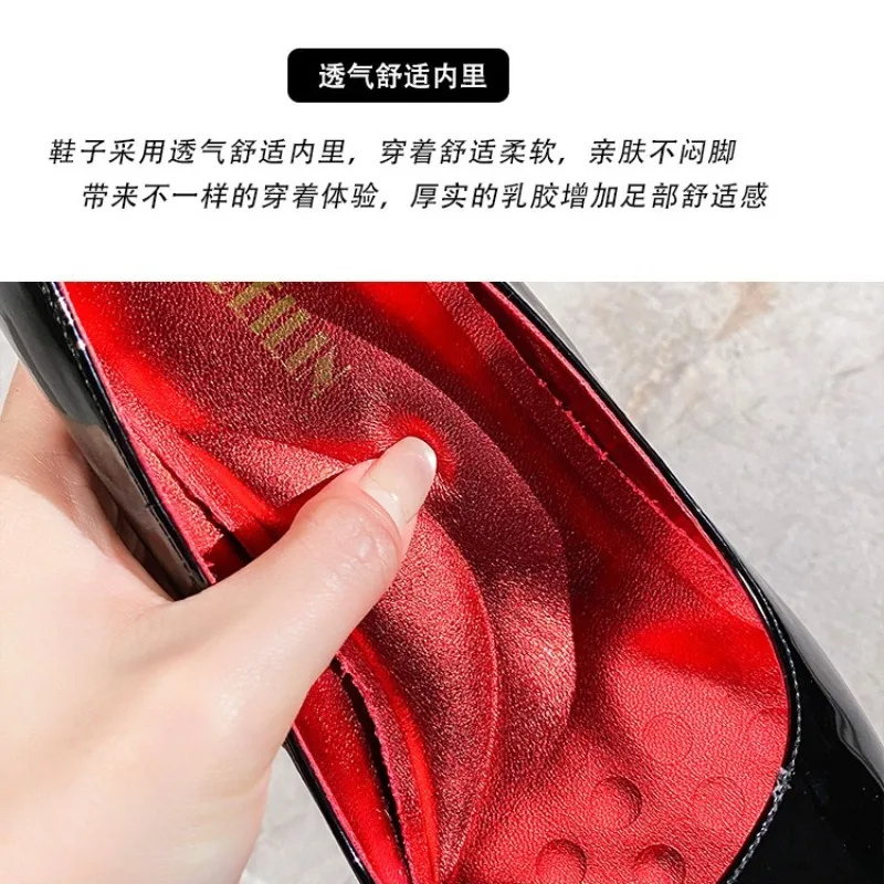 2026 new golden luxury designer shoes royal style heels for ladies premium black patent leather high heel women's single shoes 2026 new golden luxury designer shoes royal style heels for ladies premium black patent leather high heel women's single shoes