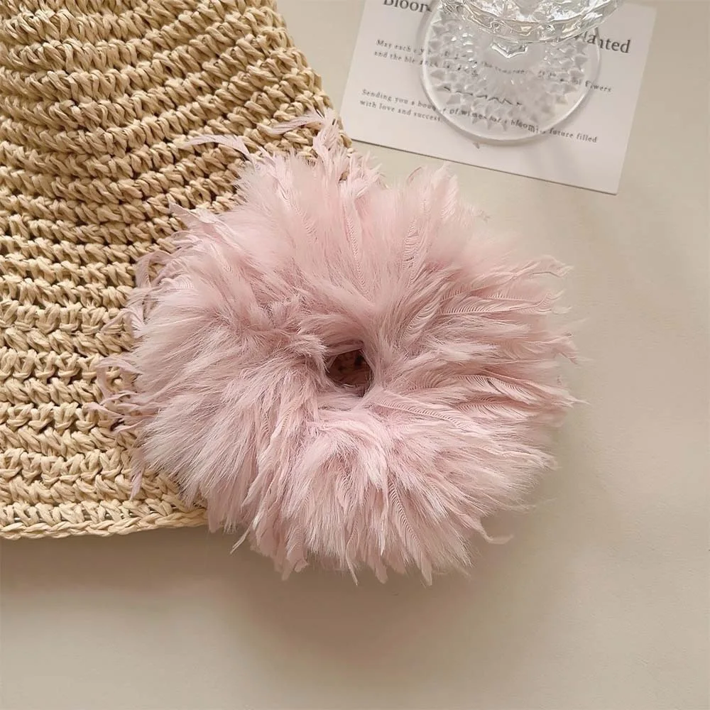 1 Stück elegante Haarband mit Federn und Pompons für Herbst/Winter, hochwertiges, vielseitiges Haaraccessoire für Pferdeschwänze und Dutt, geeignet für Partys – Detail 13