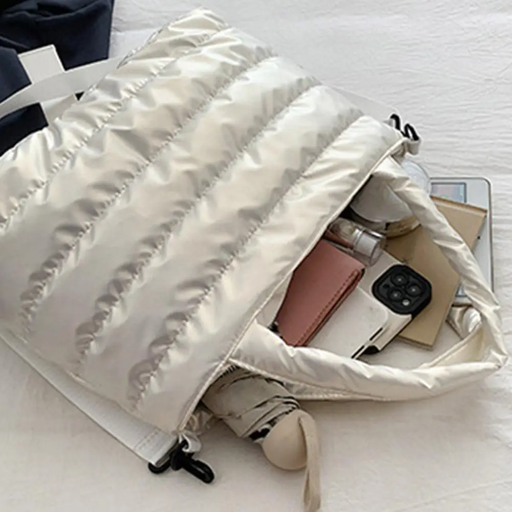 Damenhandtaschen, leichte Puffy-Handtasche mit großem Fassungsvermögen, gesteppte Schultertasche mit verstellbarem Riemen, Puffer-Tragetasche, Einkaufstasche – Detail 17