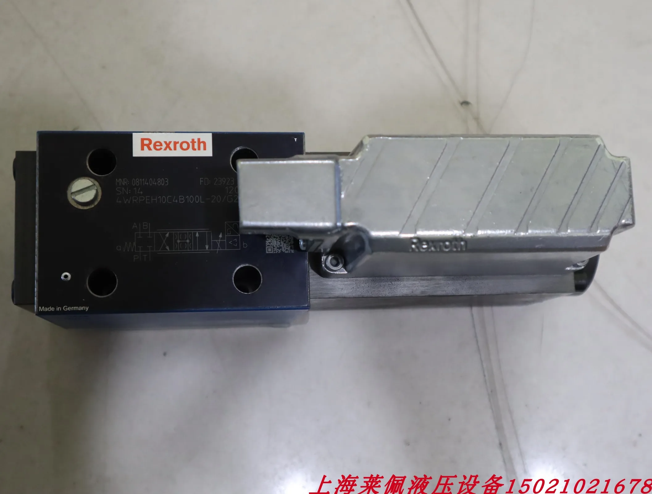 0811404803 4WRPEH10C4B100L-2X/G24K0/A1M Rexroth REXROTH Proportional Valve