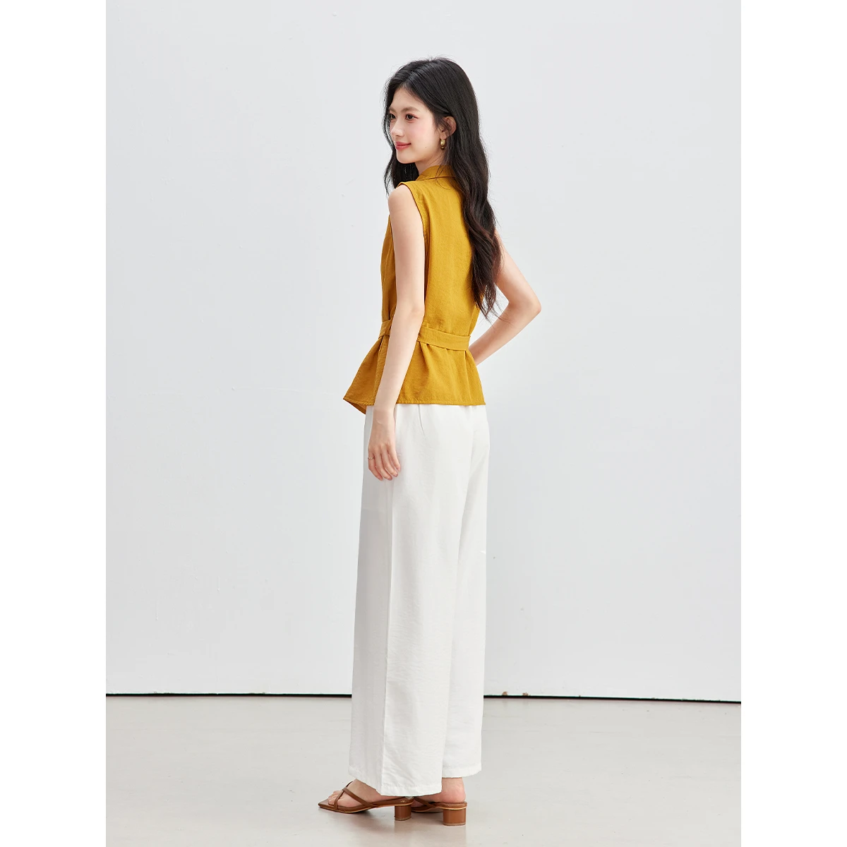 VIMLY Women Summer Commuter Suit 2026 New Sleeveless Shirt White Nine-point Wide-leg Pants 2 Piece Set Office Lady 31016 - view 2