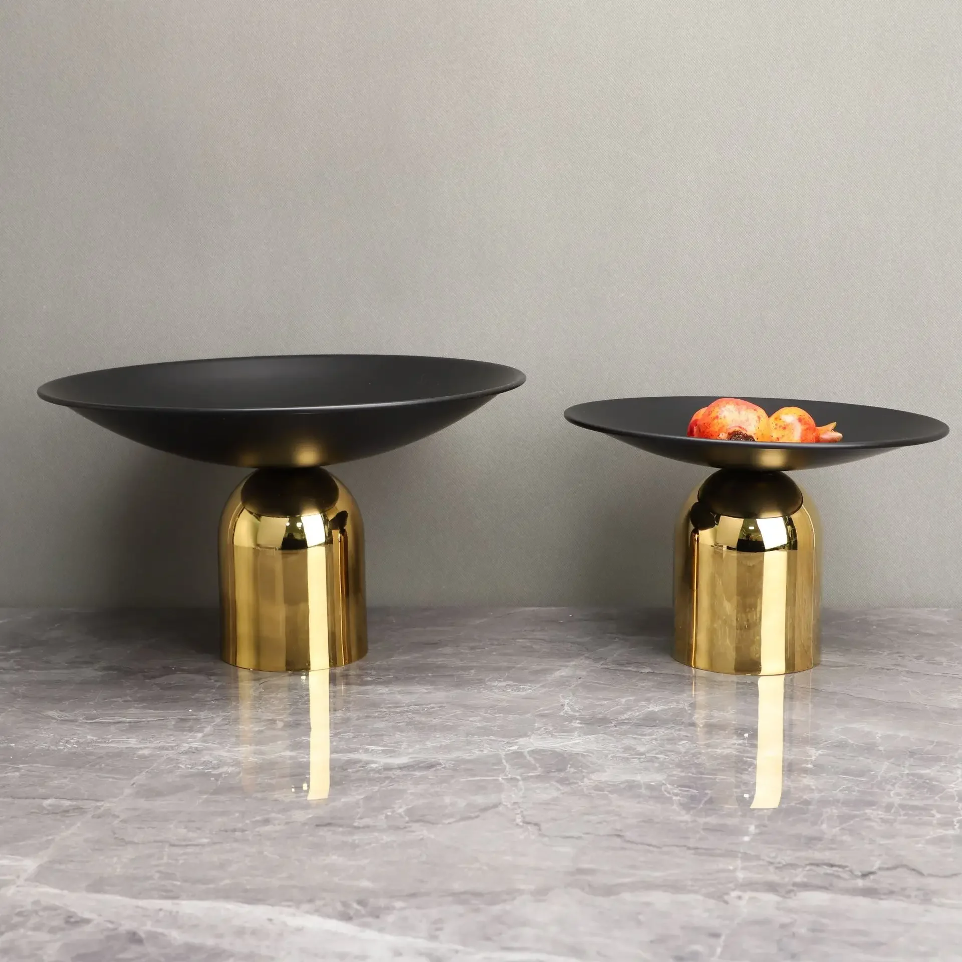 Golden Tray Desktop Storage Container Metal Mushroom Fruit Plate Tabletop Decorative Figurines Home Decoration Accessories