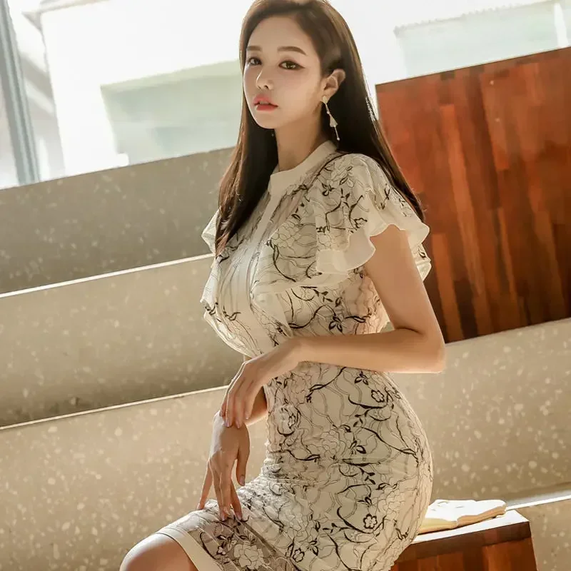 Summer Women\'s New Korean Version OL Temperament Slim Fit Spliced Ruffle Sleeve Fashion Lace Wrapped Hip Women\'s Dress