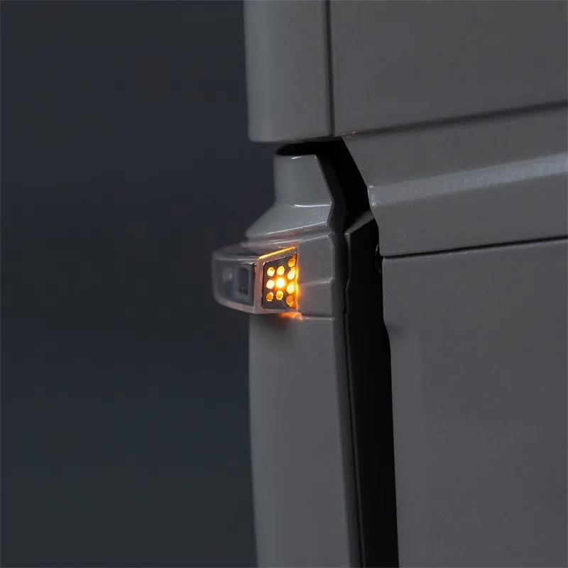 الذقن الجانب بدوره إشارة Cbd-k56 عملية تصفيح البلاستيك 3 فولت لشاحنة مقطورة تاميا نموذج 1/14 فولفو Fh16 750 أجزاء محاكاة Led #1