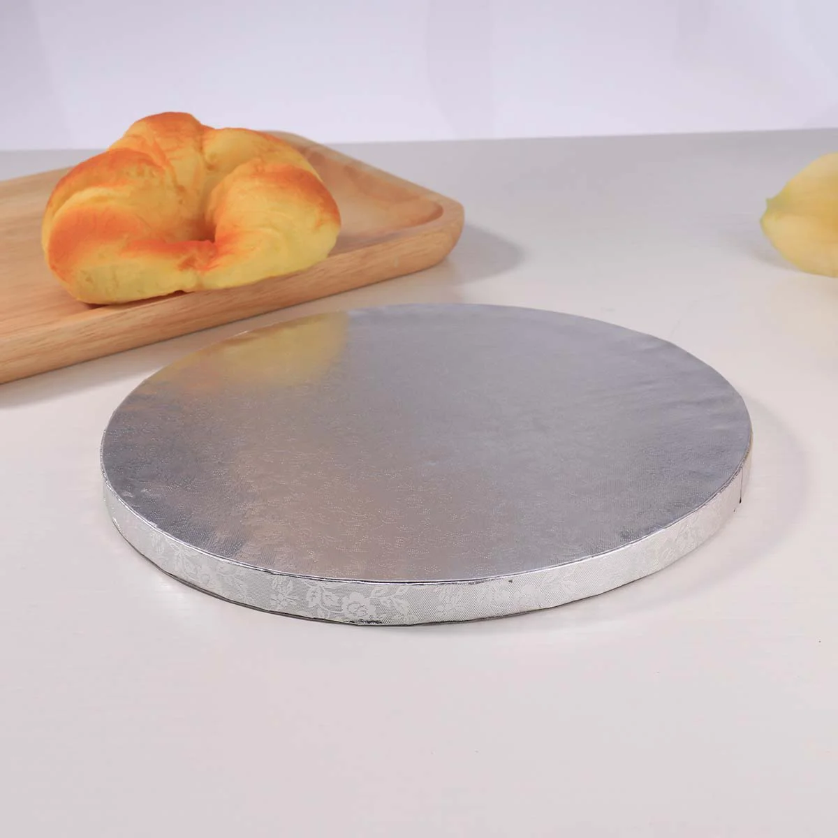 8 Inch Round Cake Board For Presenting Decorated Cakes Moving Plate Turntable Baking Tool cake moving plate