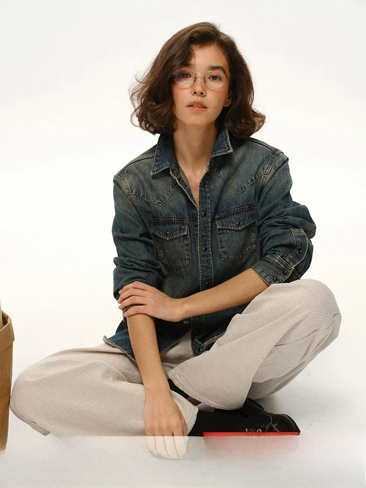 

Ретро-рубашка из хлопкового денима, мягкая, легкая, женская, новинка ранней весны, для повседневной носки, простая, из чистого хлопка, с длинным рукавом, на пуговицах