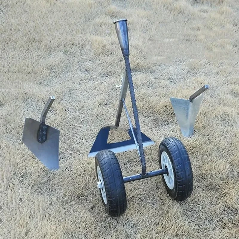 Multi-purpose Carbon Steel Garden Hoe for Digging Weeding Sowing and Turning Soil