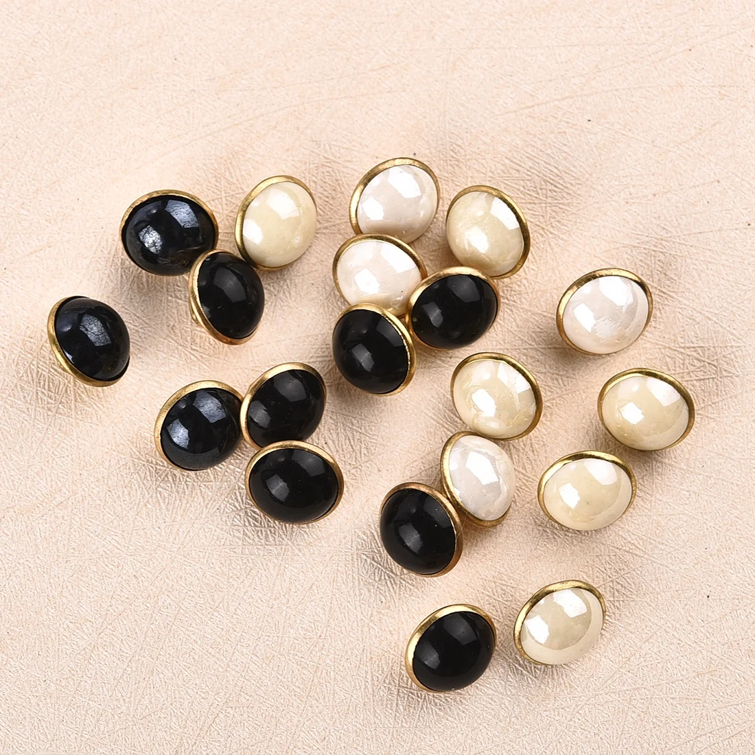 50Pcs/Set White Black Color Pearl Shank Buttons Metal Back 10mm Diameter Sewing Buttons For Clothing Dress DIY Decoration