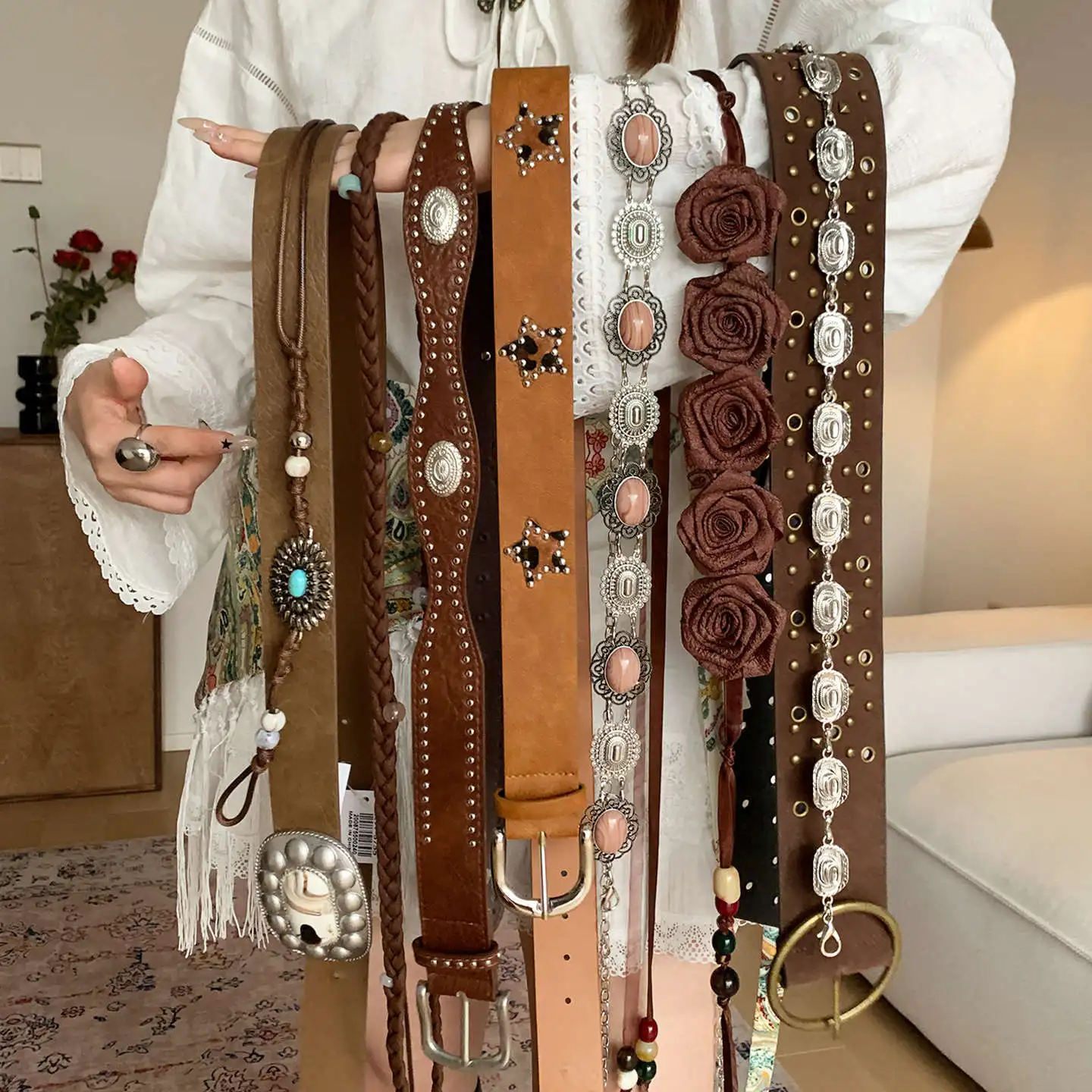 

HongLuan Vintage Punk Brown Jeans Waistband Buckle Belt Rhinestone Women, Bohemia Fashion Leather Rivet Belts for Woman Luxury