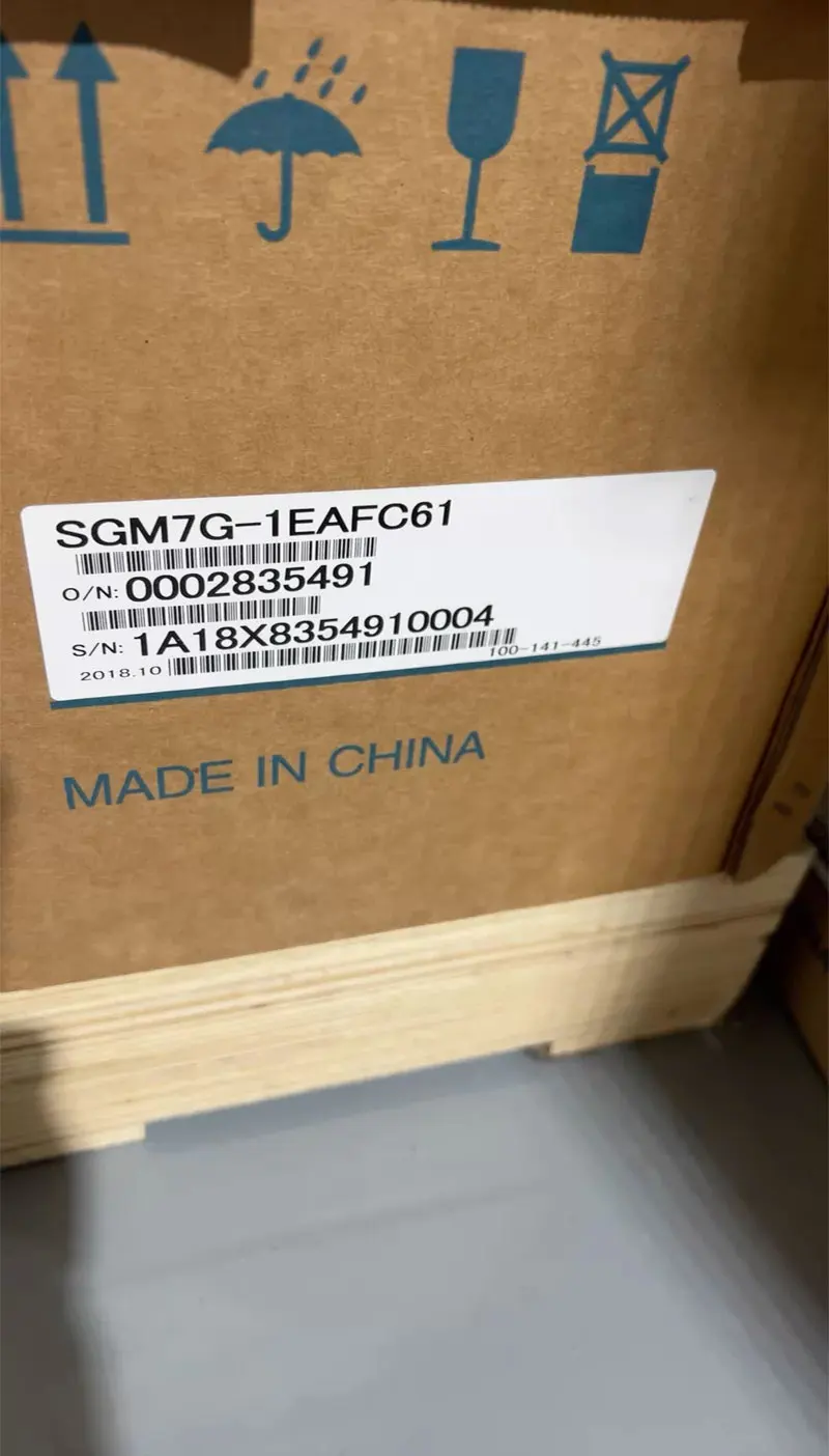 

Совершенно новый SGM7G-1EAFC61, гарантия один год.