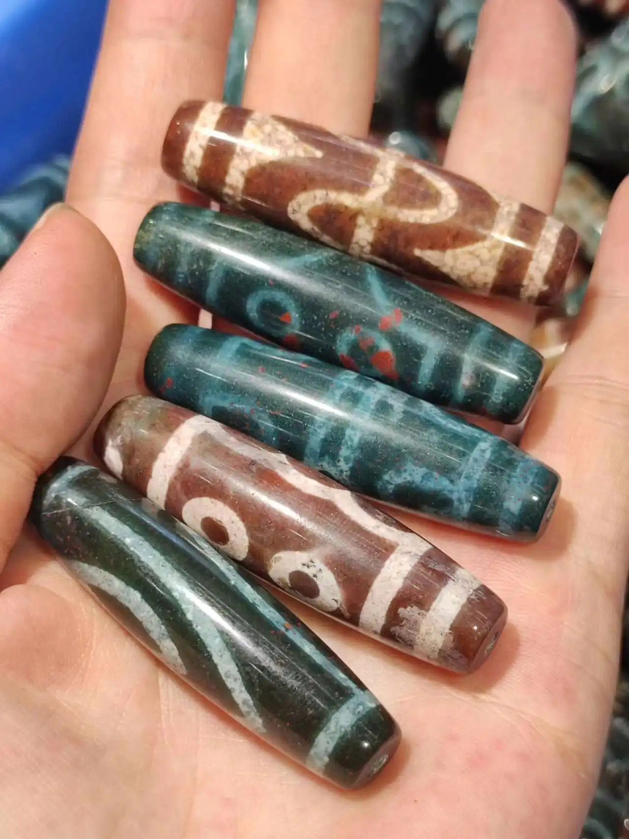 

100pcs/lot natural multi-pattern old agate xiangxiong dzi wholesale cinnabar Weathering lines Ethnography DIY bracelet necklace