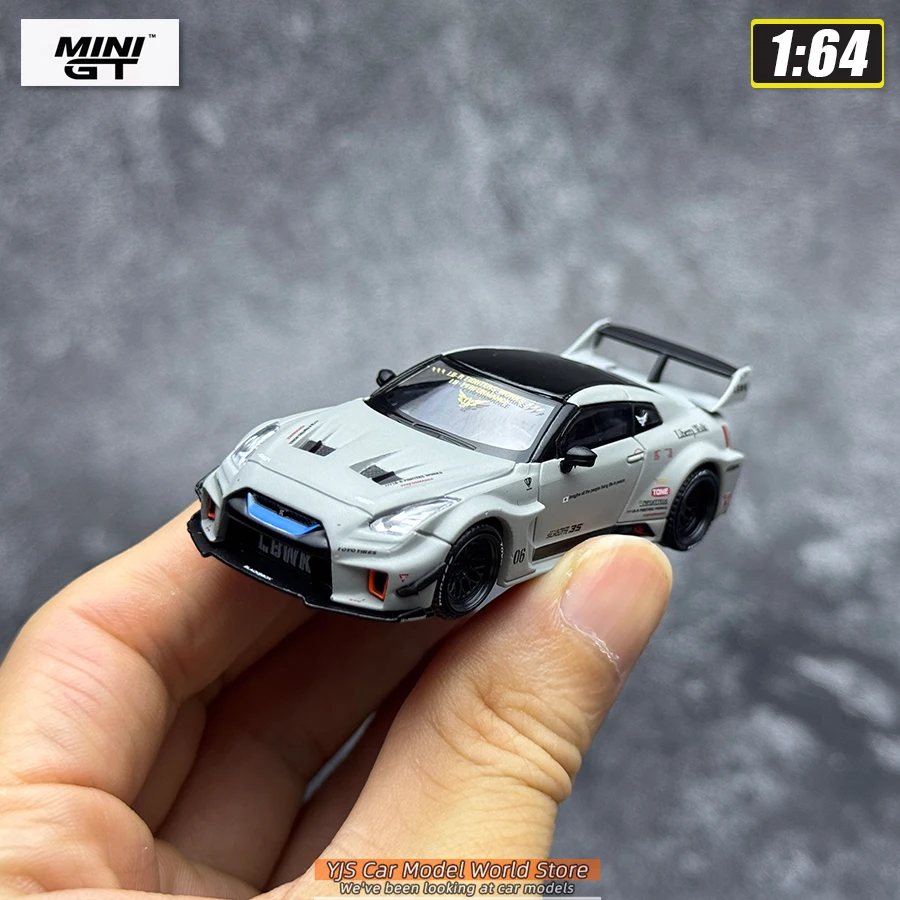 MINIGT Diecast Model 1:64 #1248 NISSAN GT 35GT-RR Ver.1 Car Metal Material Car Model Static Ornament Collection