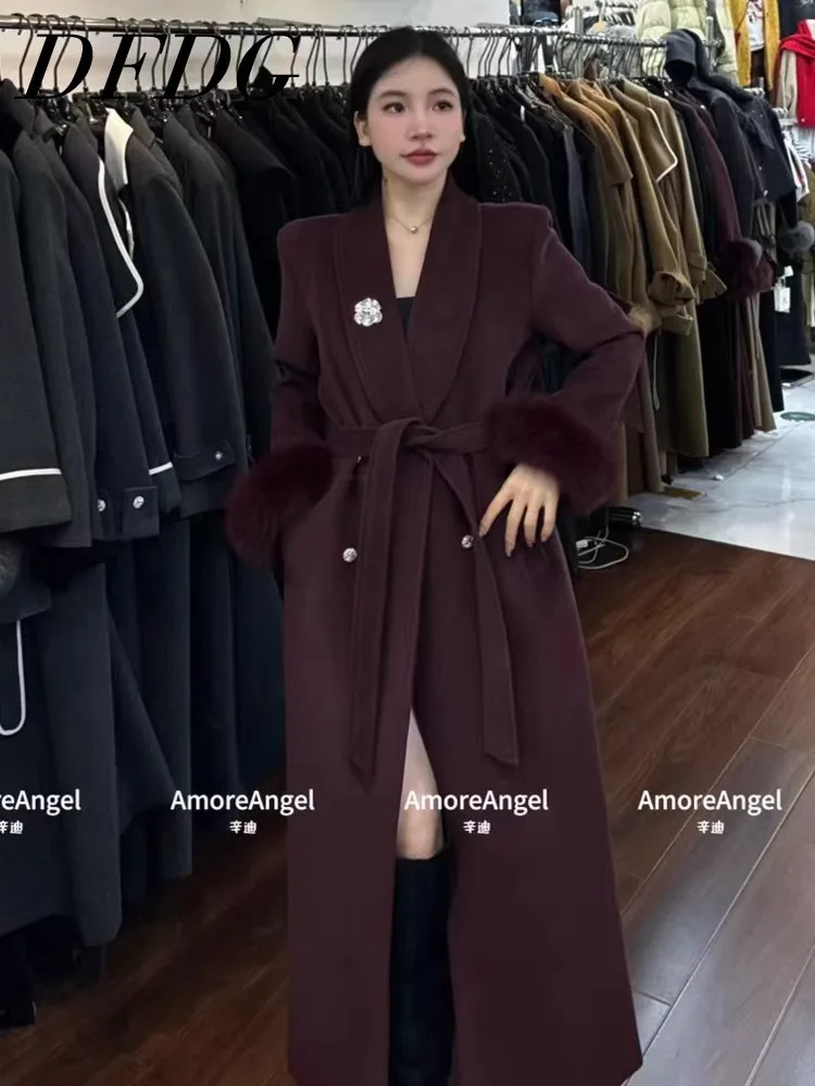 

DFDG 2025 Winter Women’s Long White Duck Down Coat Polo Collar Plush Long Sleeves Tie Waist Elegant Designer Style New Arrival