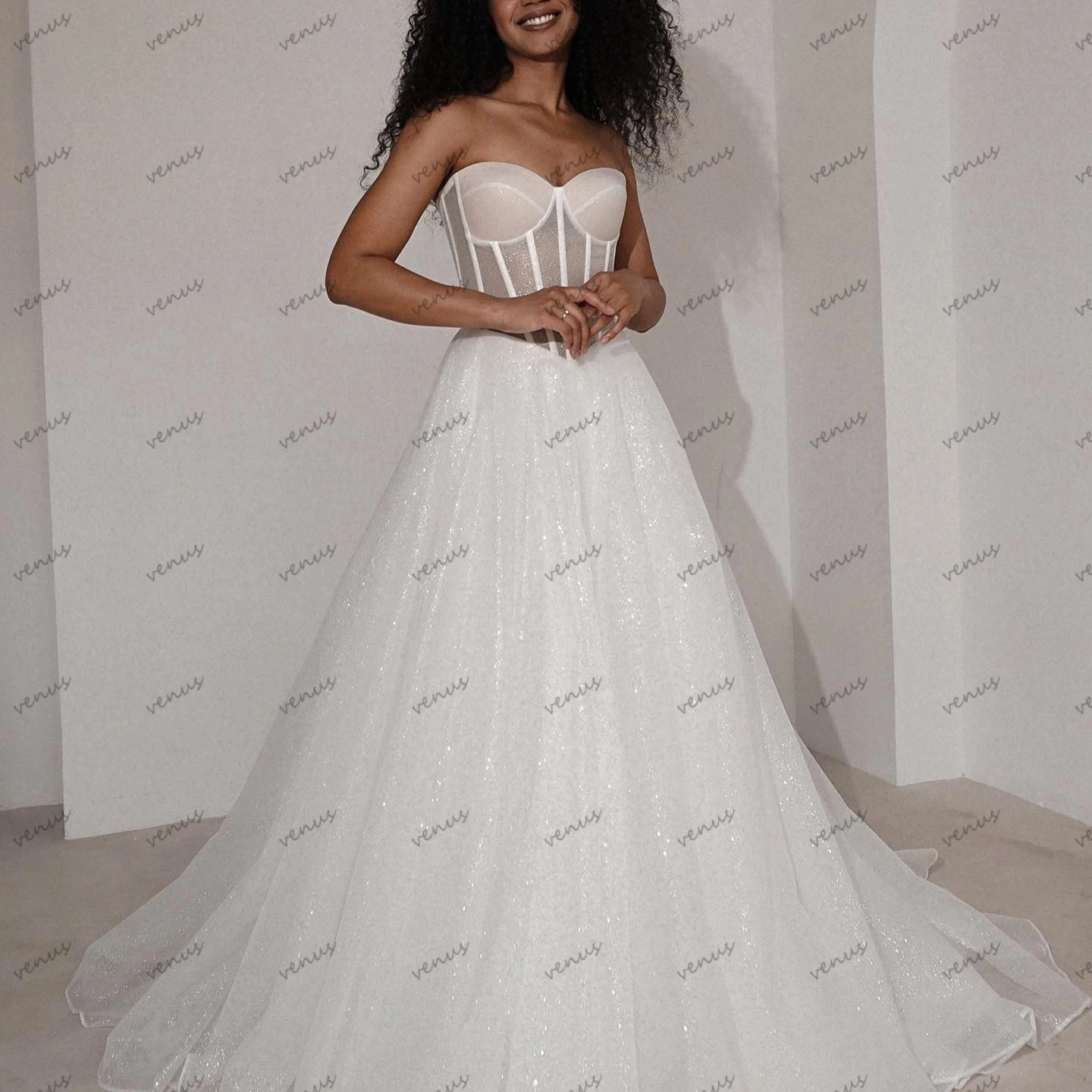 

Charming Wedding Dresses Simple Bridal Gowns Strapless Backless Robes For Formal Party Graceful Vestidos De Novia Customized